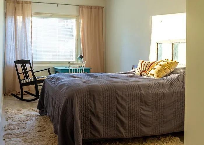 Bright In The Center